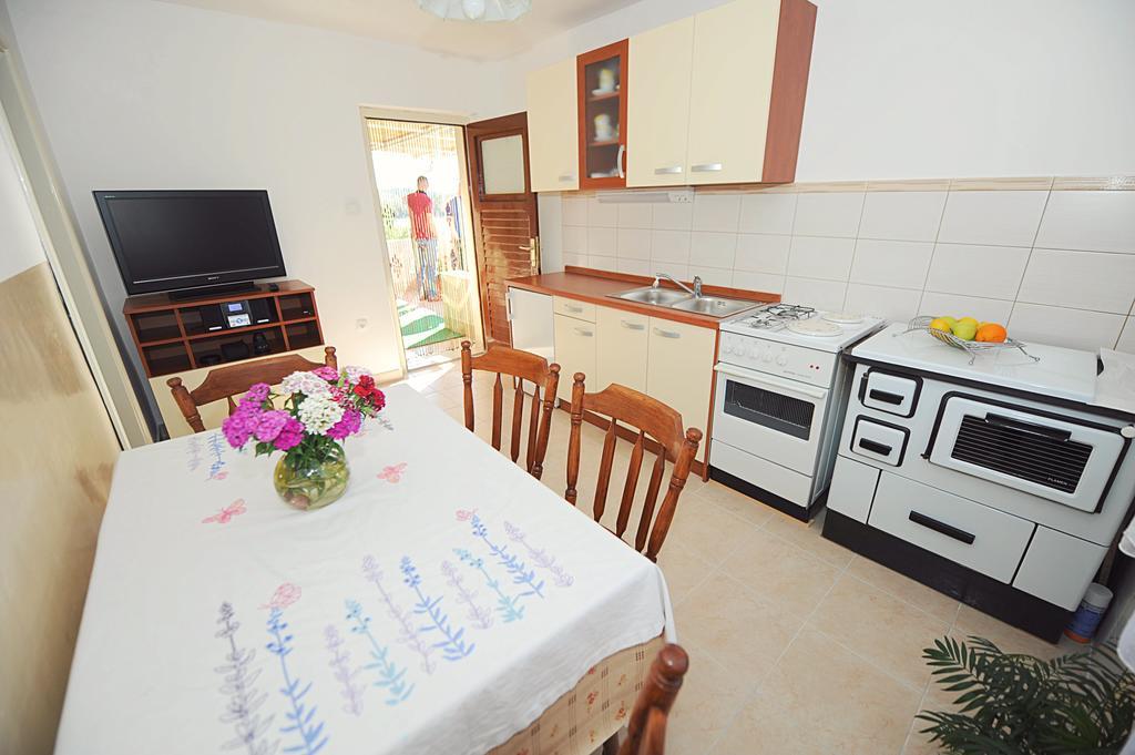 Apartment Karla Jadrtovac الغرفة الصورة