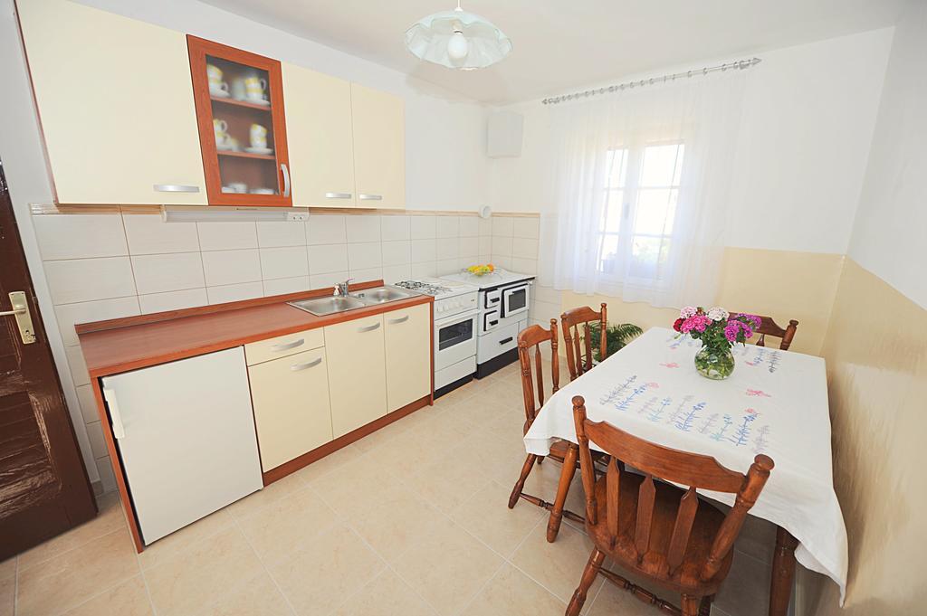 Apartment Karla Jadrtovac الغرفة الصورة